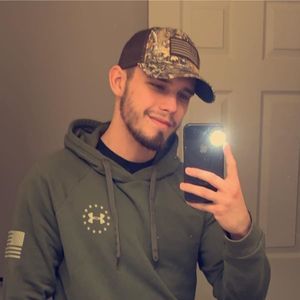 Meet your Posher, Dakota